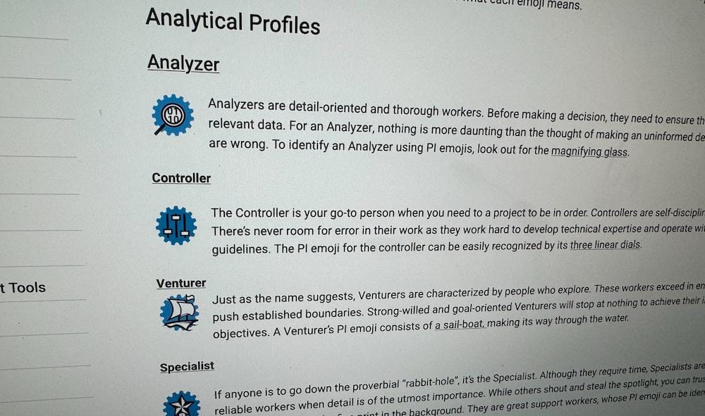 Photo from the linked website, with a focus on several profile types, including: Analyzer, Controller, Venturer, and Specialist.